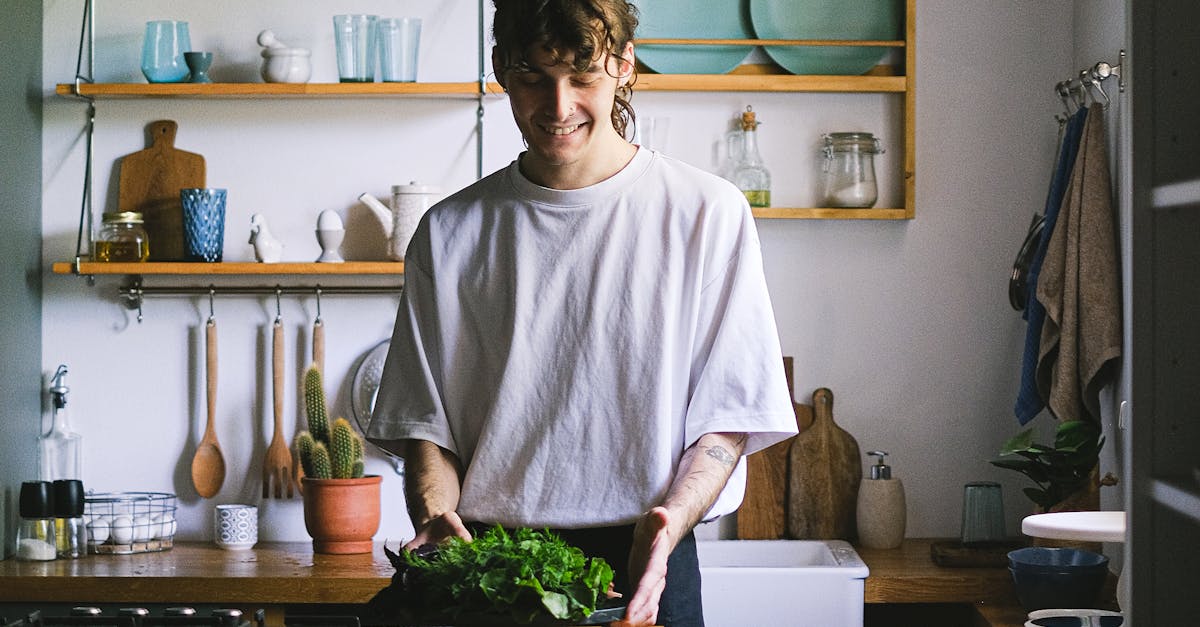 Choosing the Right Palette: Exploring British Heritage in Kitchens