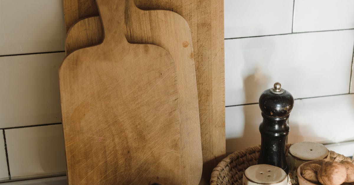 How to Incorporate Seating in U-Shaped Kitchen Spaces