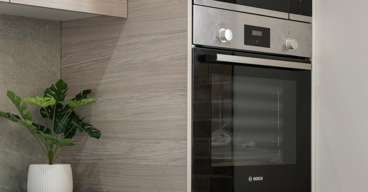 Streamlining Your Kitchen: Tips for a Minimalist Look